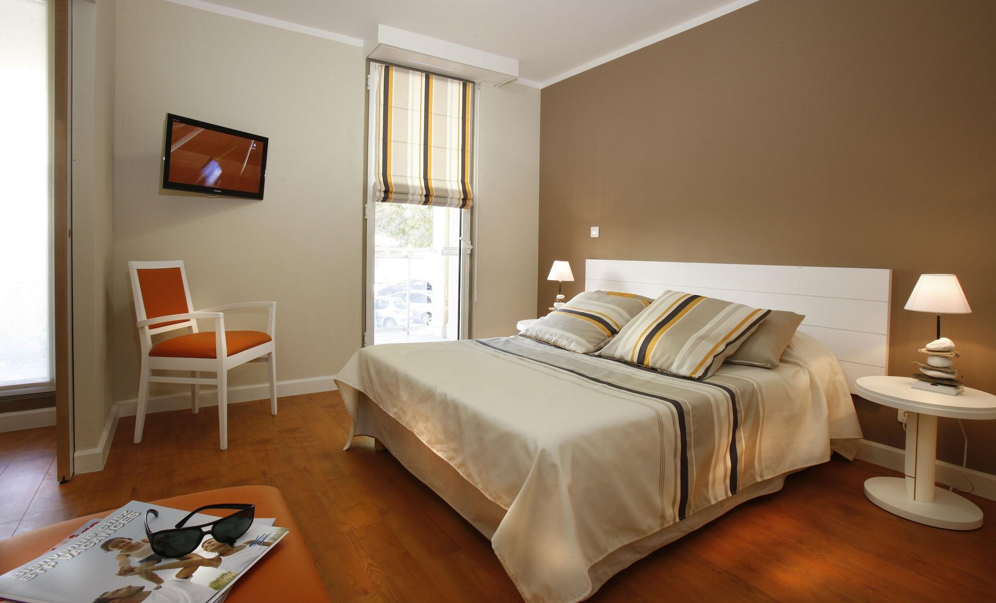 Hotel Club La Font Des Horts Hyères Eksteriør bilde